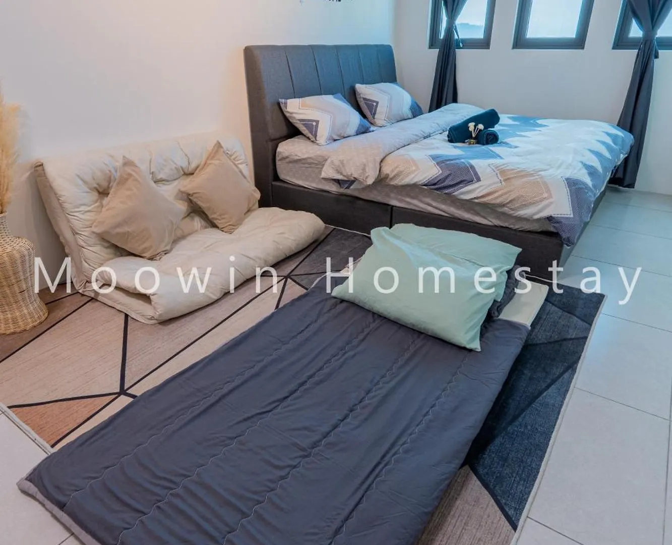 Comfy Studio Room By Moowin Perai