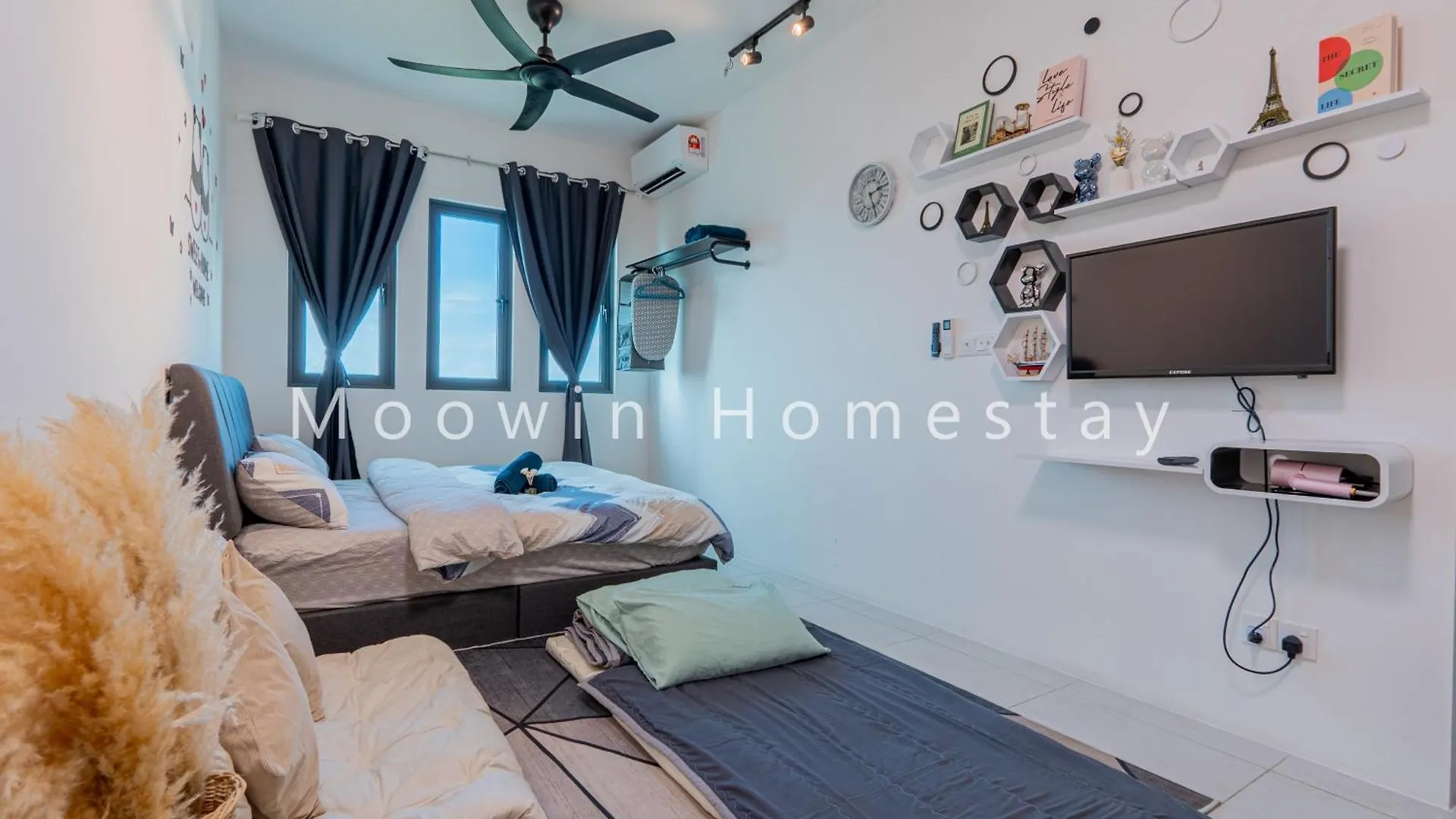 Comfy Studio Room By Moowin Perai 0*,